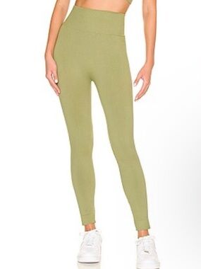 WeWoreWhat Green Seamless Leggings